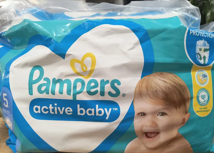 Grajewo ogłoszenia: Sprzedam pieluchy Pampers 5 160 sztuk (opakowanie całe 110 plus 50...