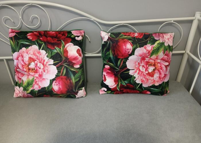 Grajewo ogłoszenia: Sprzedam 2 poduszki nowe bez metki Szt 25zl.Odbior Grajewo.